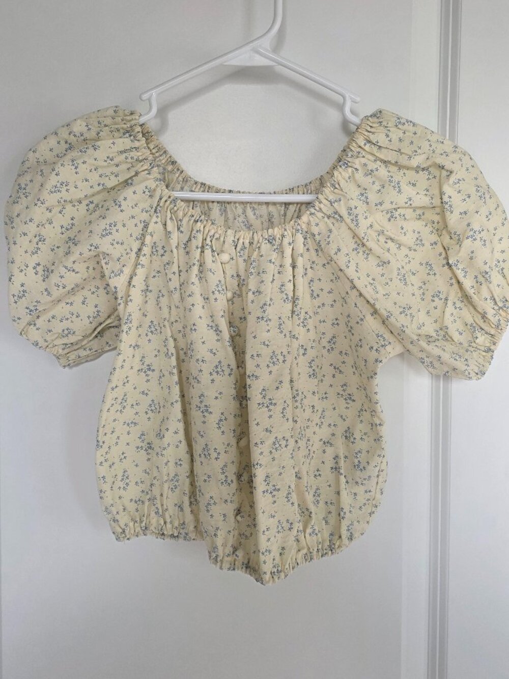 Blue Floral Puff Sleeve Crop Top from Olive - One Size